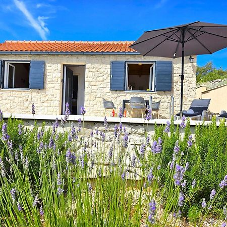 Stone House In Vineyard Villa Racisce Exterior photo