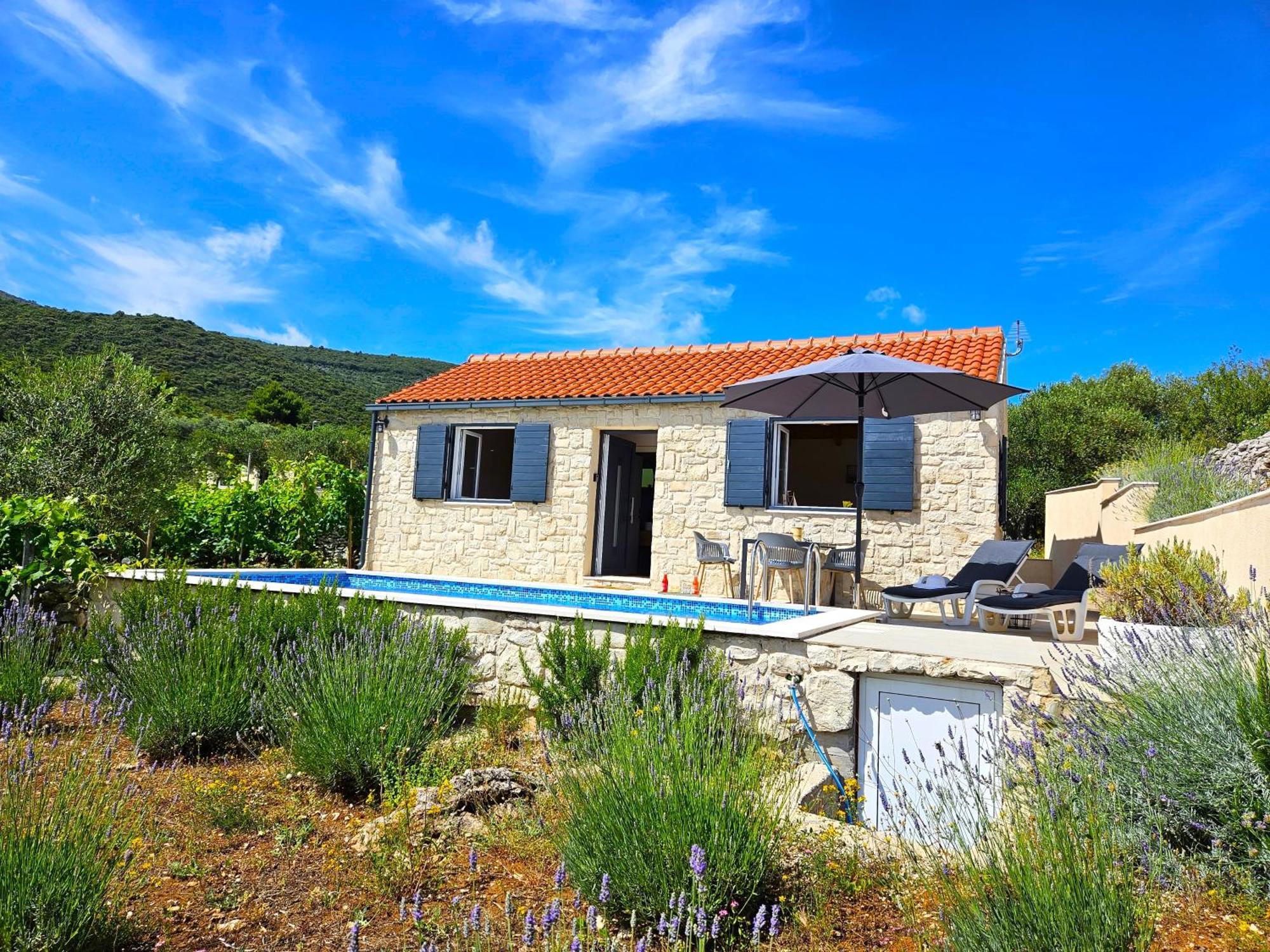 Stone House In Vineyard Villa Racisce Exterior photo